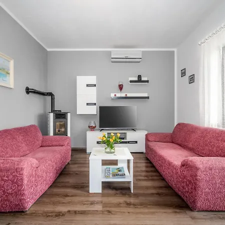 Monja-1 By Interhome